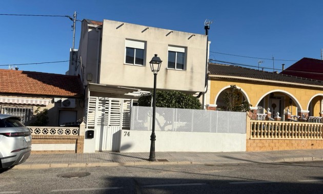 Venta - Adosado -
Algorfa - Montemar