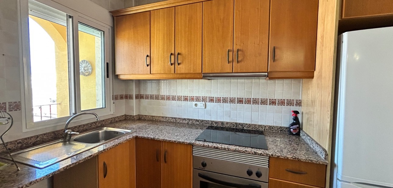 Venta - Apartamento / piso -
Jacarilla - pueblo
