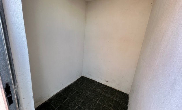 Venta - Apartamento / piso -
Jacarilla - pueblo