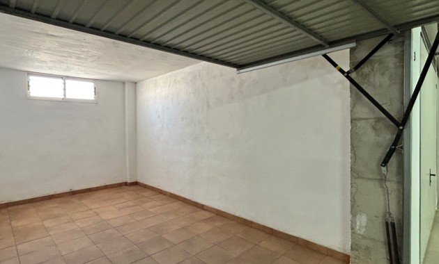 Venta - Apartamento / piso -
Jacarilla - pueblo