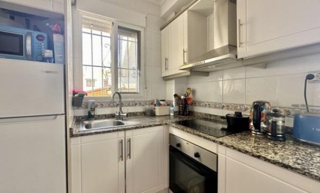 Sale - Terraced house -
Orihuela Costa - La Florida