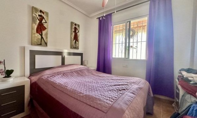 Sale - Terraced house -
Orihuela Costa - La Florida