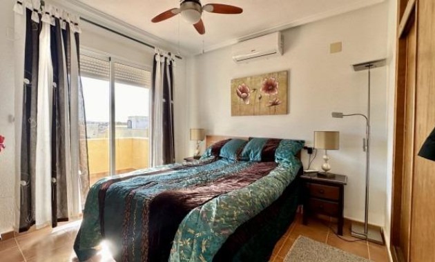 Sale - Terraced house -
Orihuela Costa - La Florida