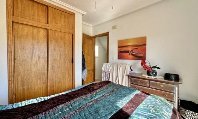 Sale - Terraced house -
Orihuela Costa - La Florida