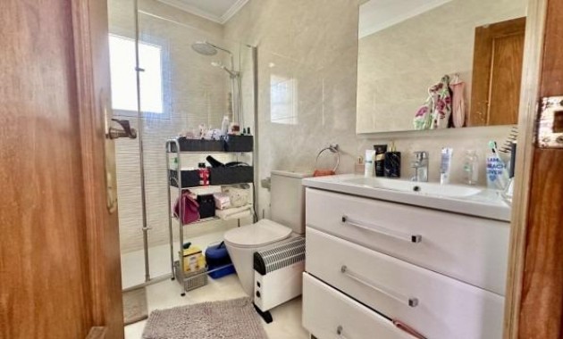 Sale - Terraced house -
Orihuela Costa - La Florida