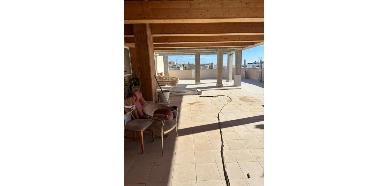 Venta - Ático -
Torrevieja - Centro