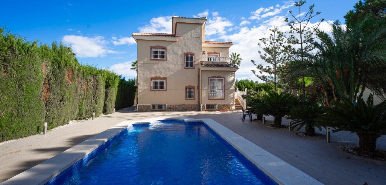 Venta - Detached Villa -
Ciudad Quesada - Doña Pepa