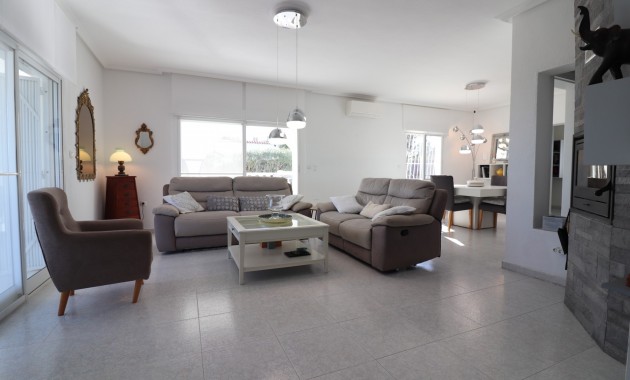 Venta - Detached Villa -
Algorfa - Lomas de La Juliana