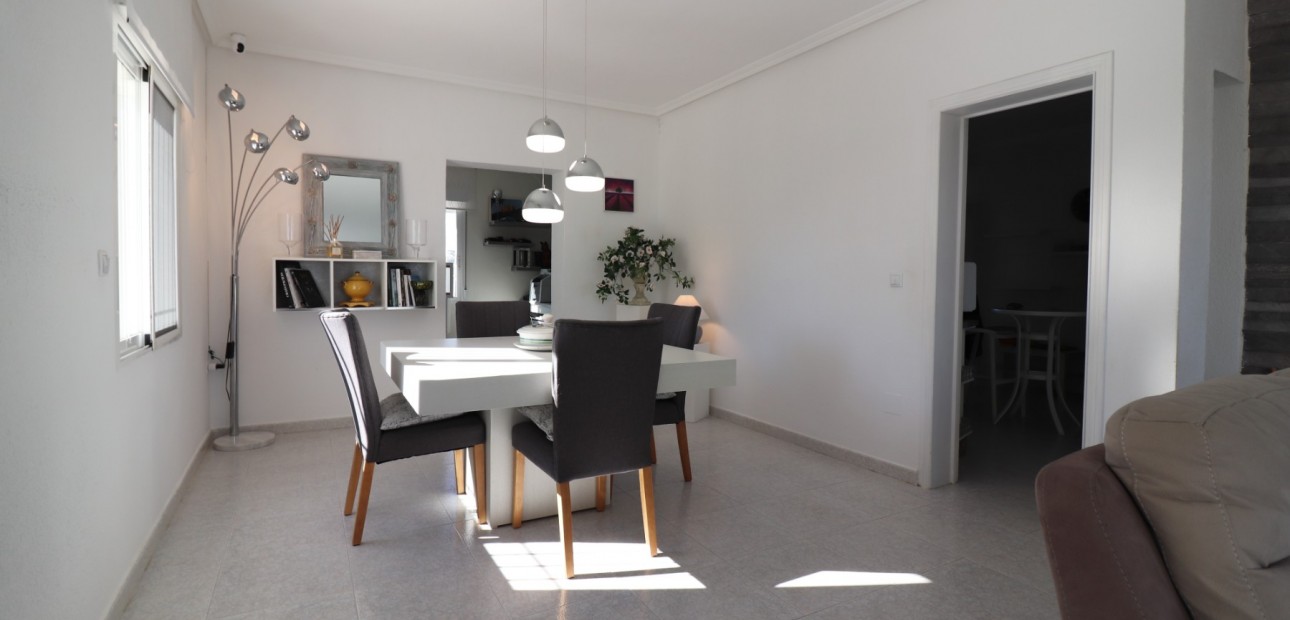 Venta - Detached Villa -
Algorfa - Lomas de La Juliana