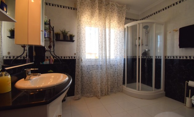 Venta - Semi Detached Villa -
Orihuela Costa - Los Balcones