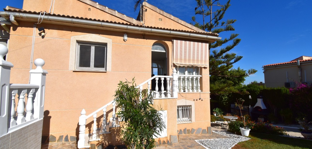 Venta - Semi Detached Villa -
Orihuela Costa - Los Balcones