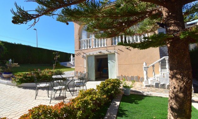 Venta - Semi Detached Villa -
Orihuela Costa - Los Balcones