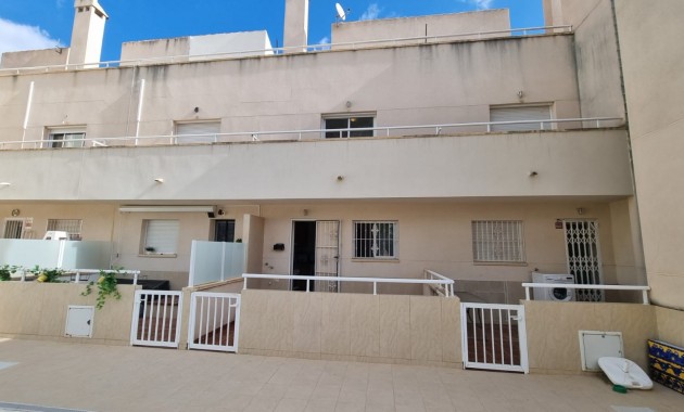 Sale - House - Townhouse -
Orihuela Costa - Los Dolses