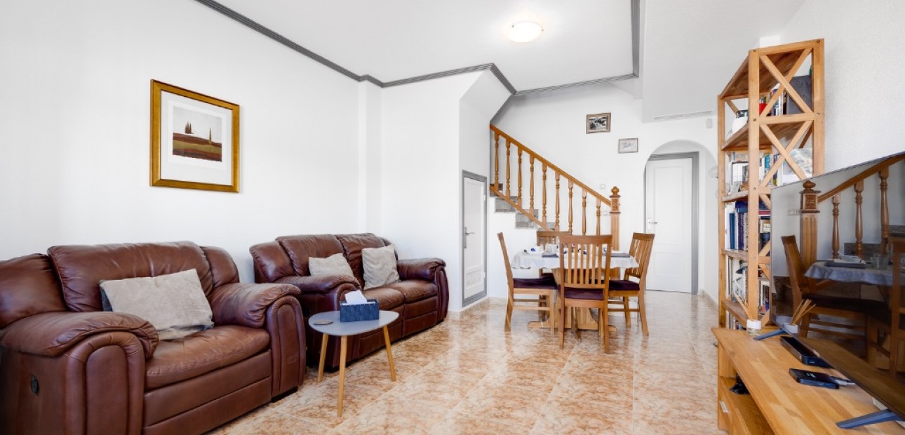 Venta - Adosado -
Punta Prima