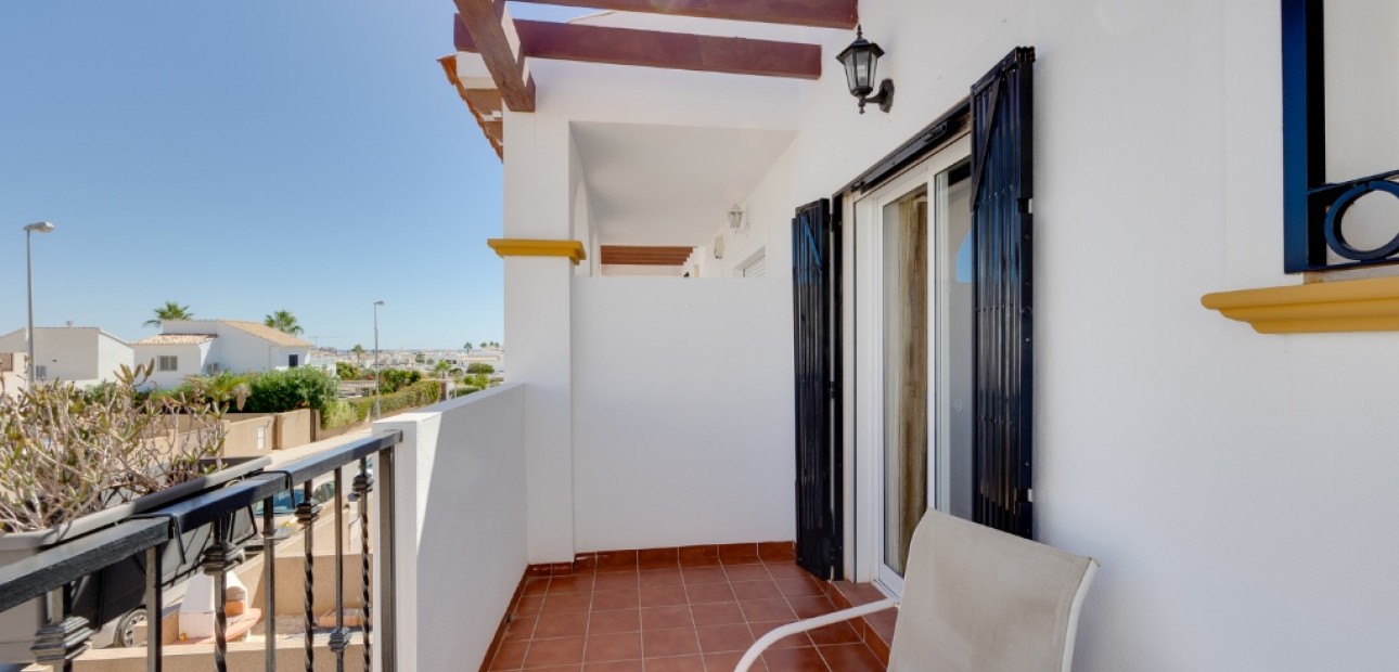 Venta - Adosado -
Punta Prima