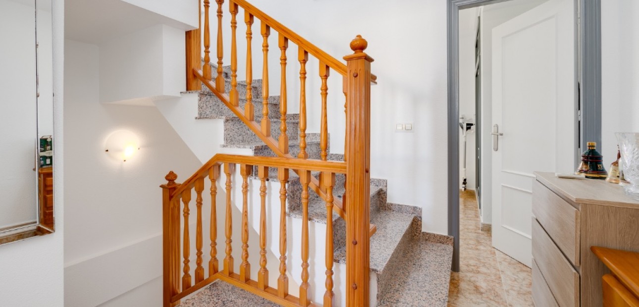 Venta - Adosado -
Punta Prima