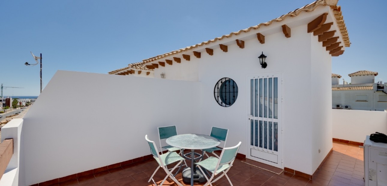 Venta - Adosado -
Punta Prima