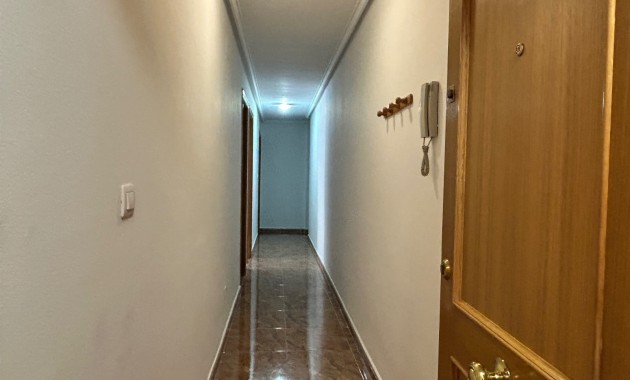 Venta - Apartamento / piso -
Jacarilla - pueblo