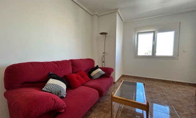 Venta - Apartamento / piso -
Jacarilla - pueblo