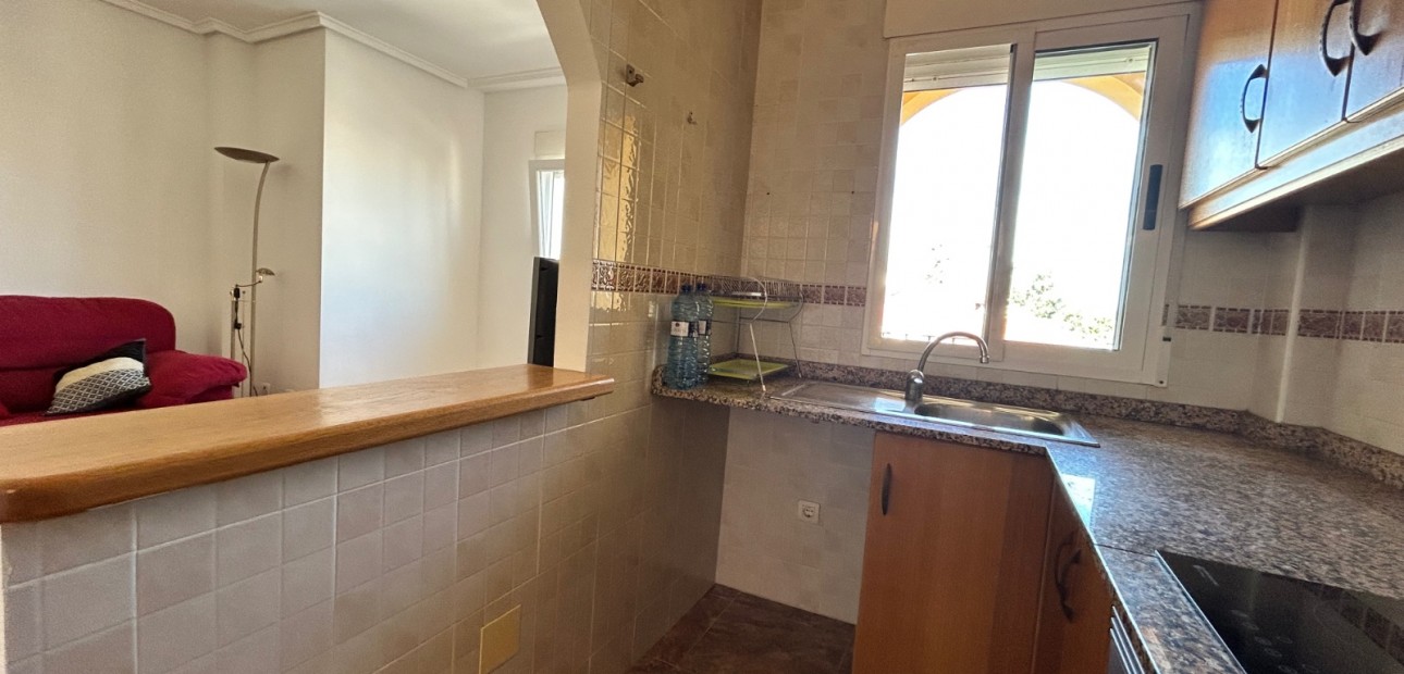 Venta - Apartamento / piso -
Jacarilla - pueblo