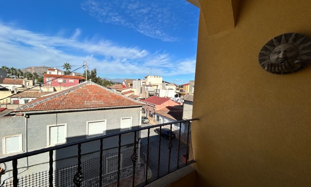Venta - Apartamento / piso -
Jacarilla - pueblo
