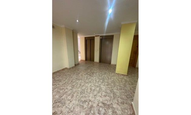 Venta - Apartamento / piso -
Torrevieja - Playa del cura