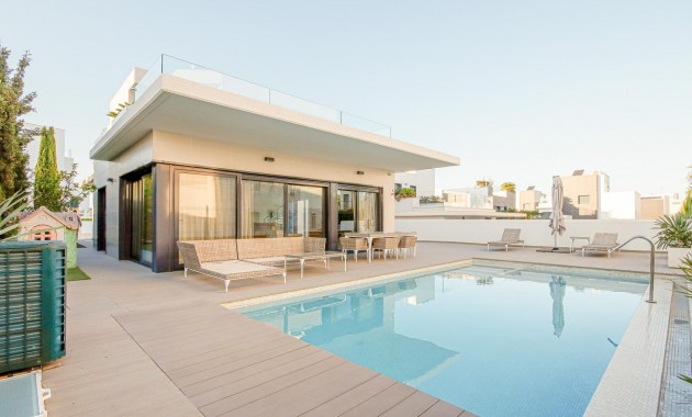 Venta - Villa -
Orihuela Costa - Campoamor