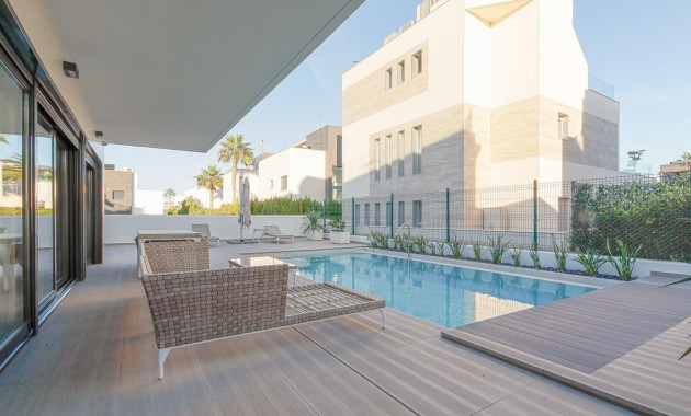 Venta - Villa -
Orihuela Costa - Campoamor