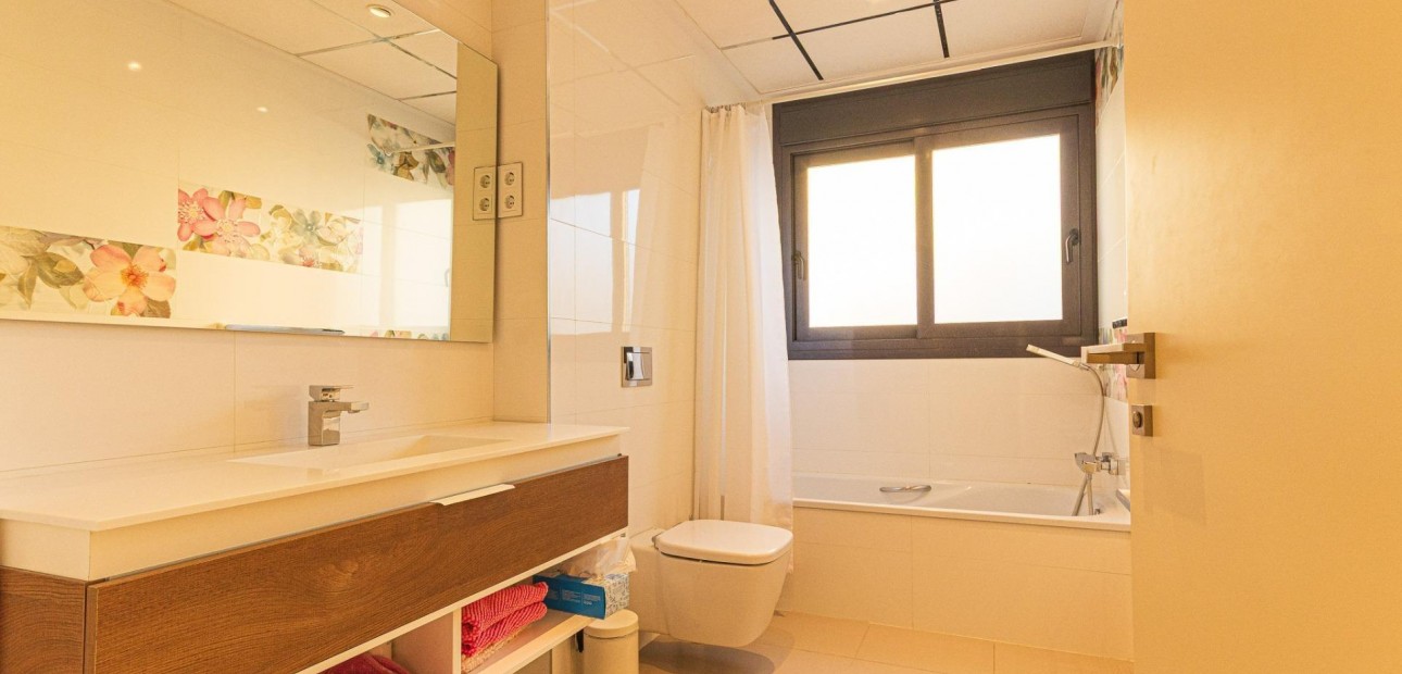 Venta - Villa -
Orihuela Costa - Campoamor