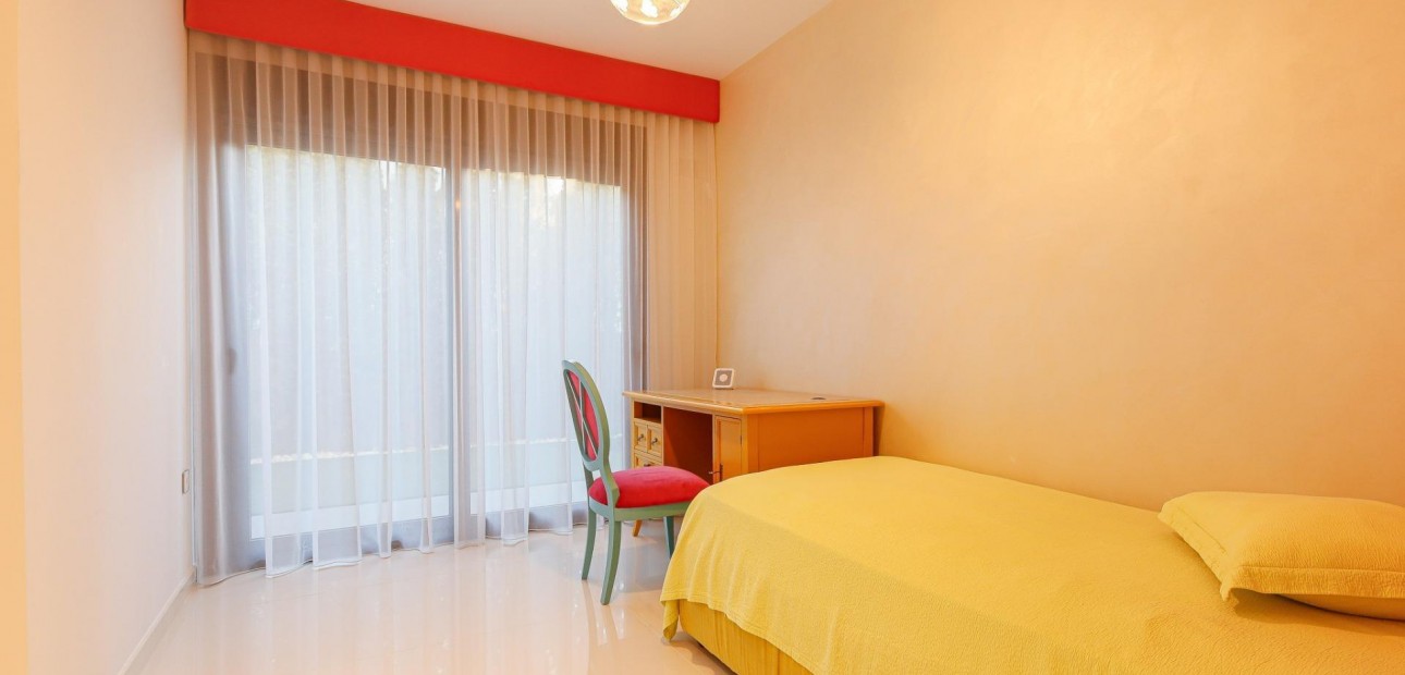 Venta - Villa -
Orihuela Costa - Campoamor