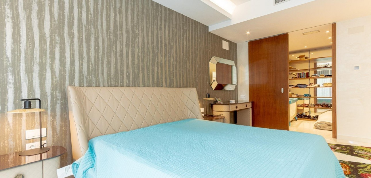 Venta - Villa -
Orihuela Costa - Campoamor