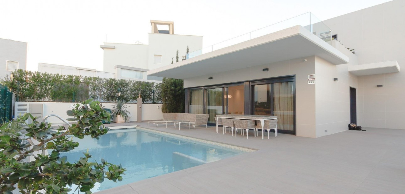 Venta - Villa -
Orihuela Costa - Campoamor