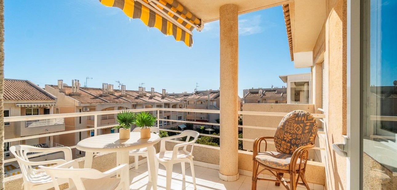 Herverkoop - Flat -
Torrevieja - Los Frutales