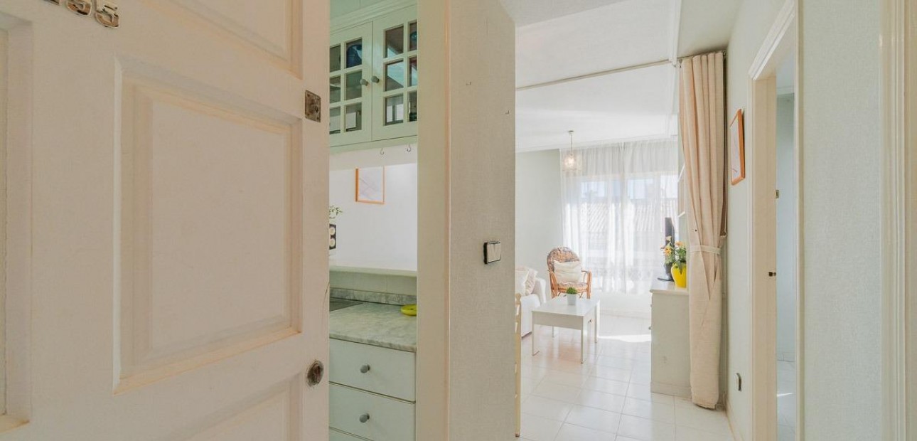 Herverkoop - Flat -
Torrevieja - Los Frutales