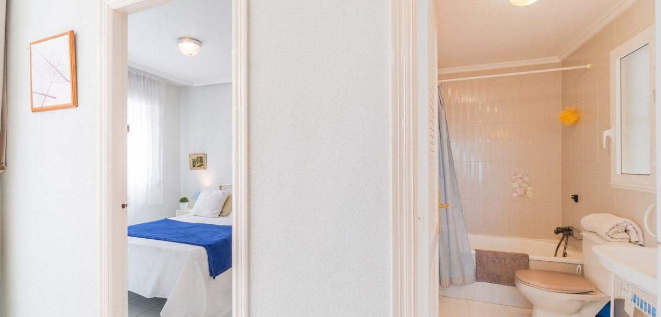 Herverkoop - Flat -
Torrevieja - Los Frutales