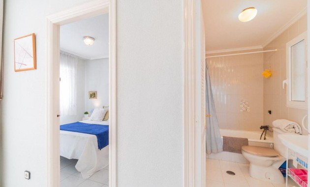 Herverkoop - Flat -
Torrevieja - Los Frutales