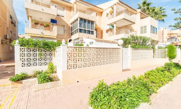 Herverkoop - Flat -
Torrevieja - Los Frutales