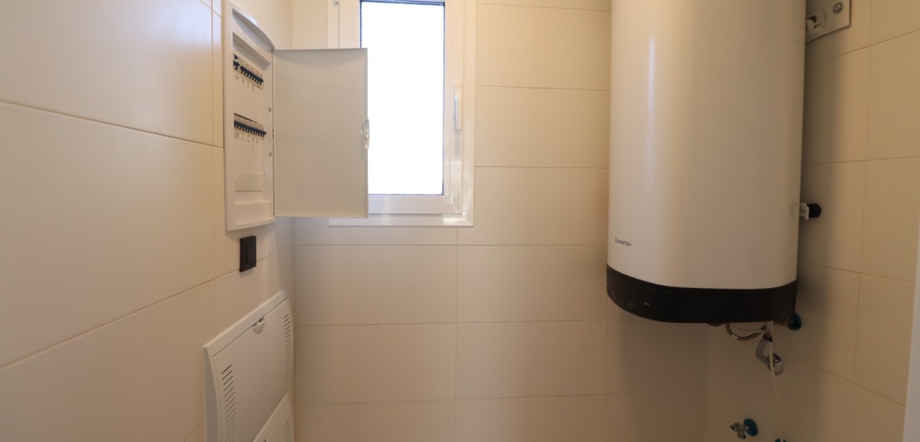 Herverkoop - Appartement / flat -
Guardamar del Segura - El Raso