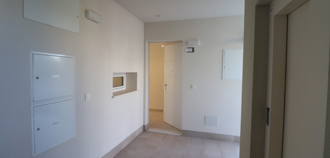 Herverkoop - Appartement / flat -
Guardamar del Segura - El Raso