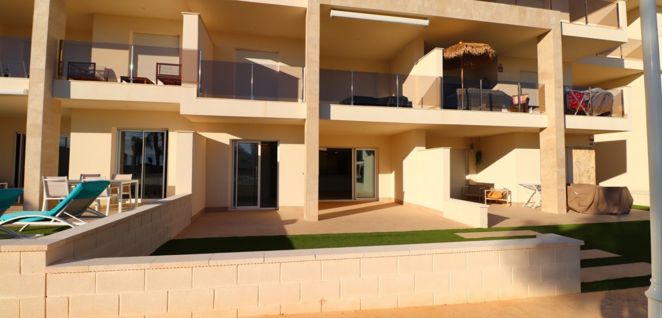 Herverkoop - Appartement / flat -
Guardamar del Segura - El Raso