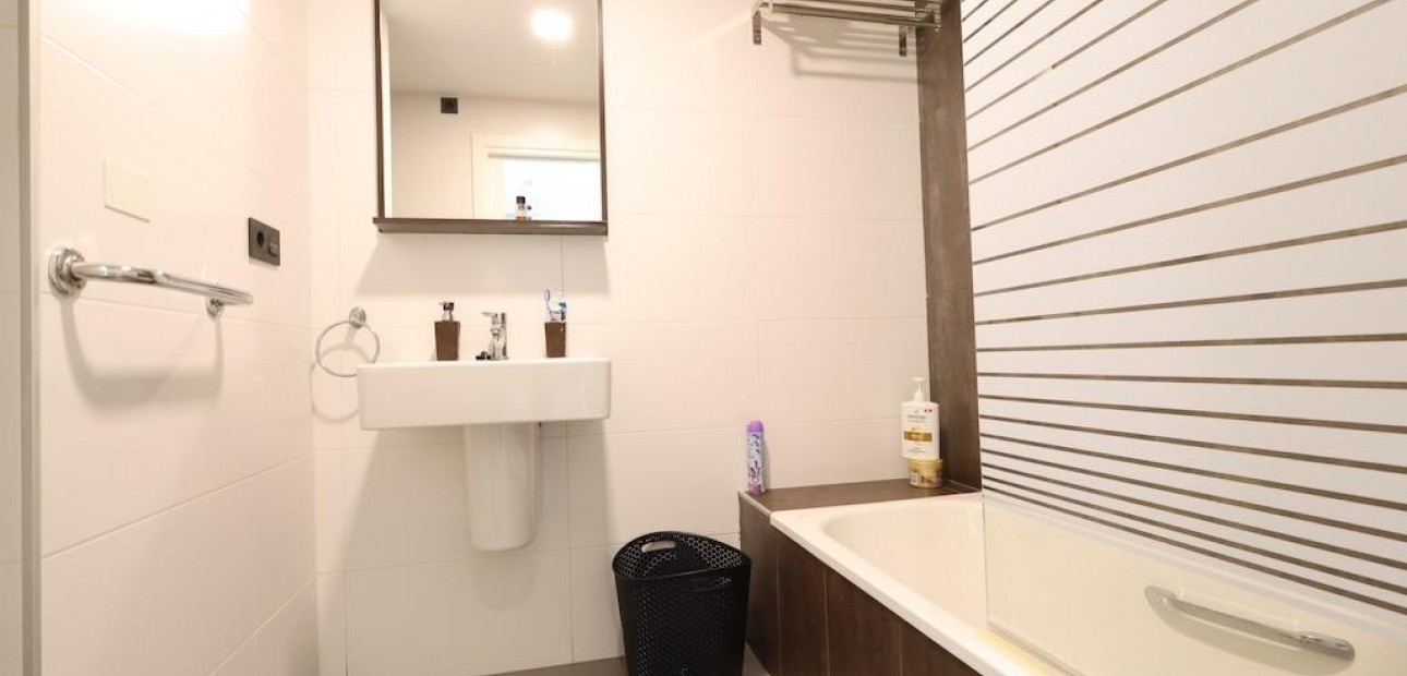 Herverkoop - Appartement / flat -
Orihuela Costa - La Zenia