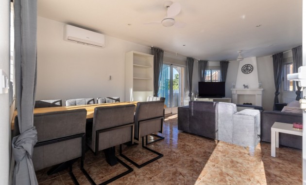 Sale - Detached Villa -
Benijofar - Benijofar - Village