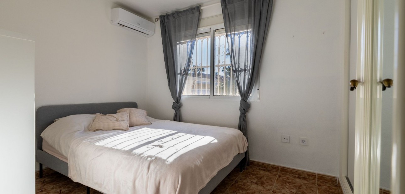 Sale - Detached Villa -
Benijofar - Benijofar - Village