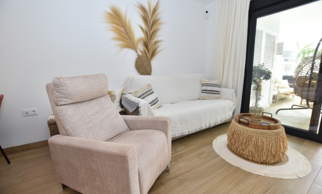 Herverkoop - Appartement / flat -
Torrevieja - Los Balcones