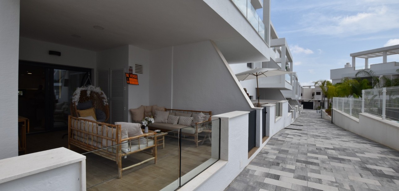 Herverkoop - Appartement / flat -
Torrevieja - Los Balcones