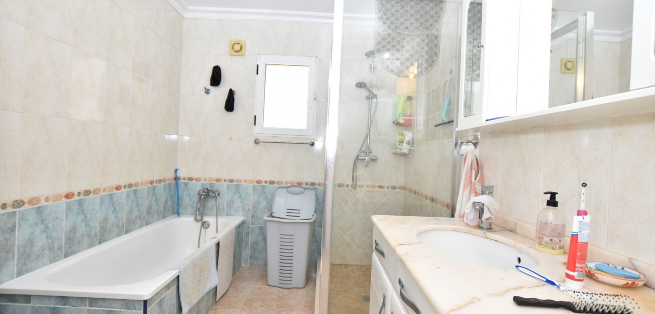 Venta - Detached Villa -
Algorfa - Montemar