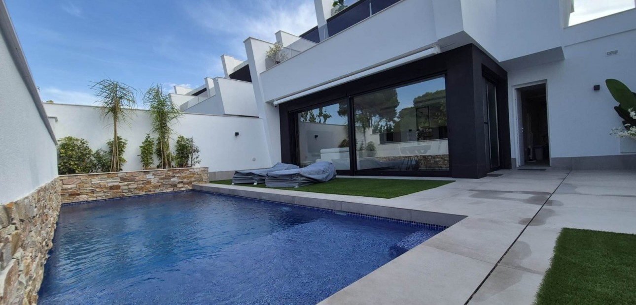 Venta - Semi Detached Villa -
Santiago de La Ribera - Santiago de La Ribera - Town