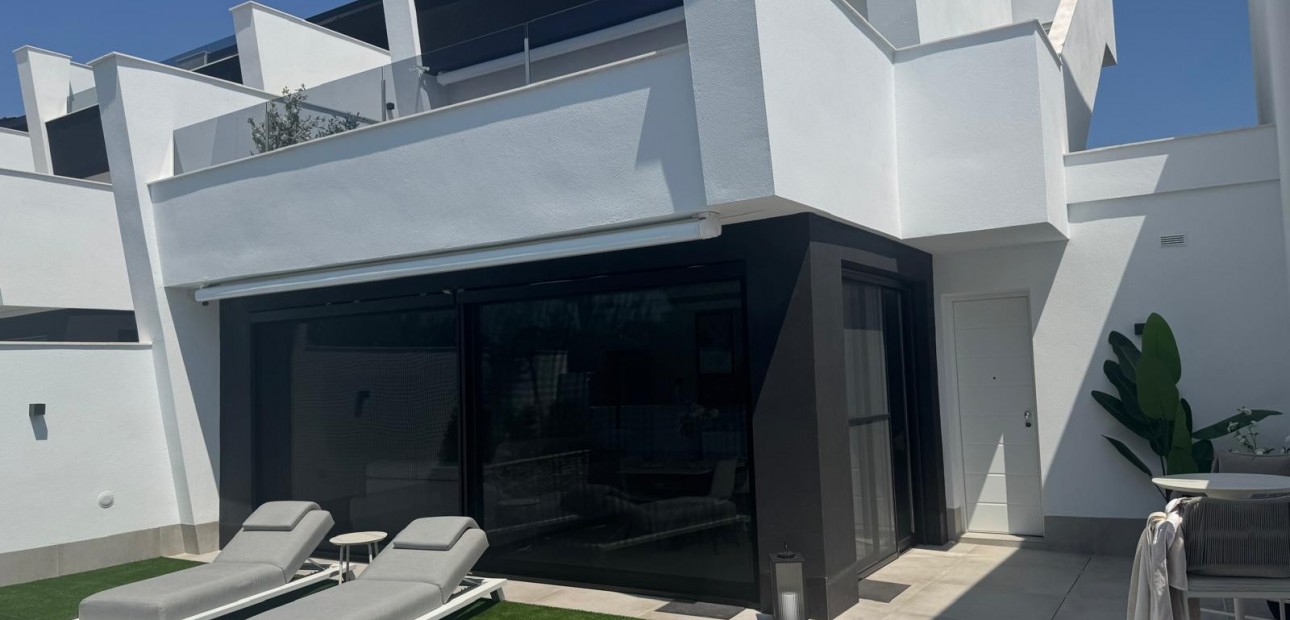 Venta - Semi Detached Villa -
Santiago de La Ribera - Santiago de La Ribera - Town