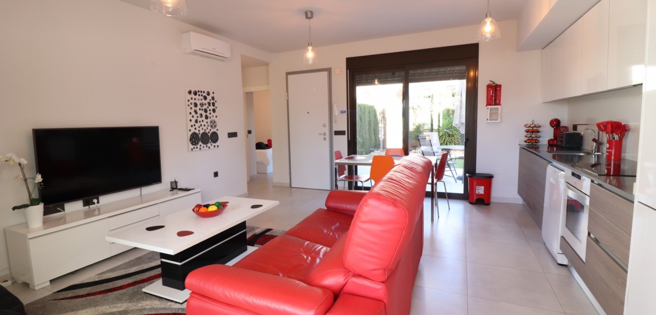 Venta - Apartamento / piso -
Algorfa - La Finca Golf Resort