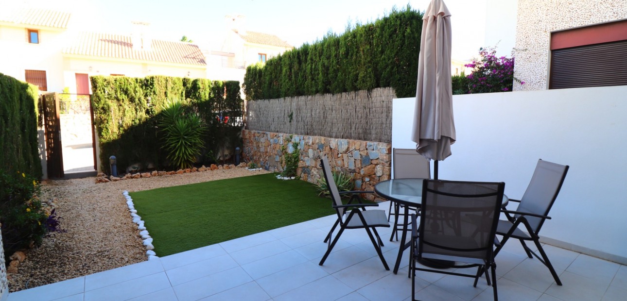 Venta - Apartamento / piso -
Algorfa - La Finca Golf Resort